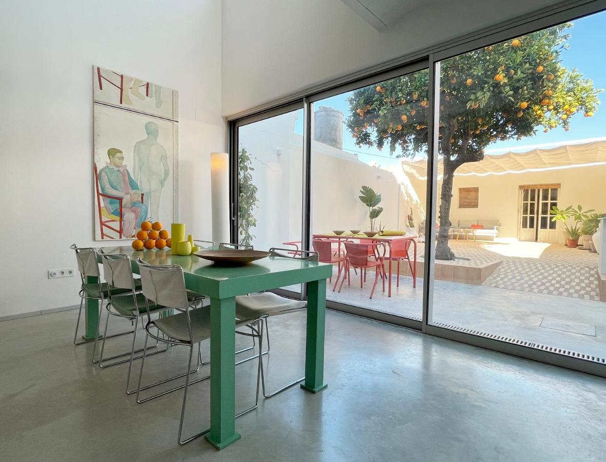 Carrion de Los Cespedes Design & Art, Patio With Orange Tree, Near Seville מראה חיצוני תמונה