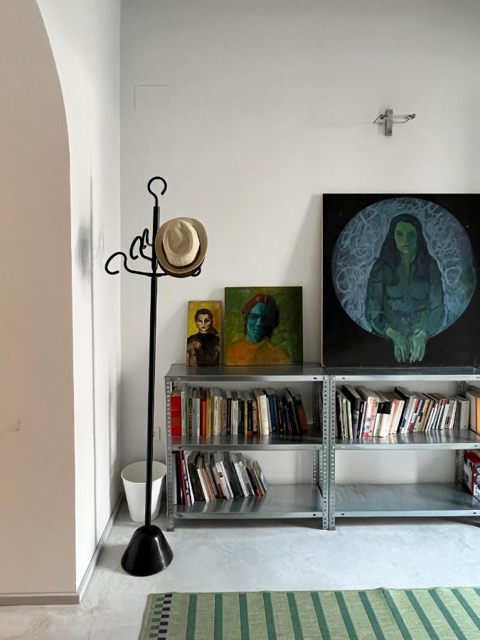 Carrion de Los Cespedes Design & Art, Patio With Orange Tree, Near Seville מראה חיצוני תמונה